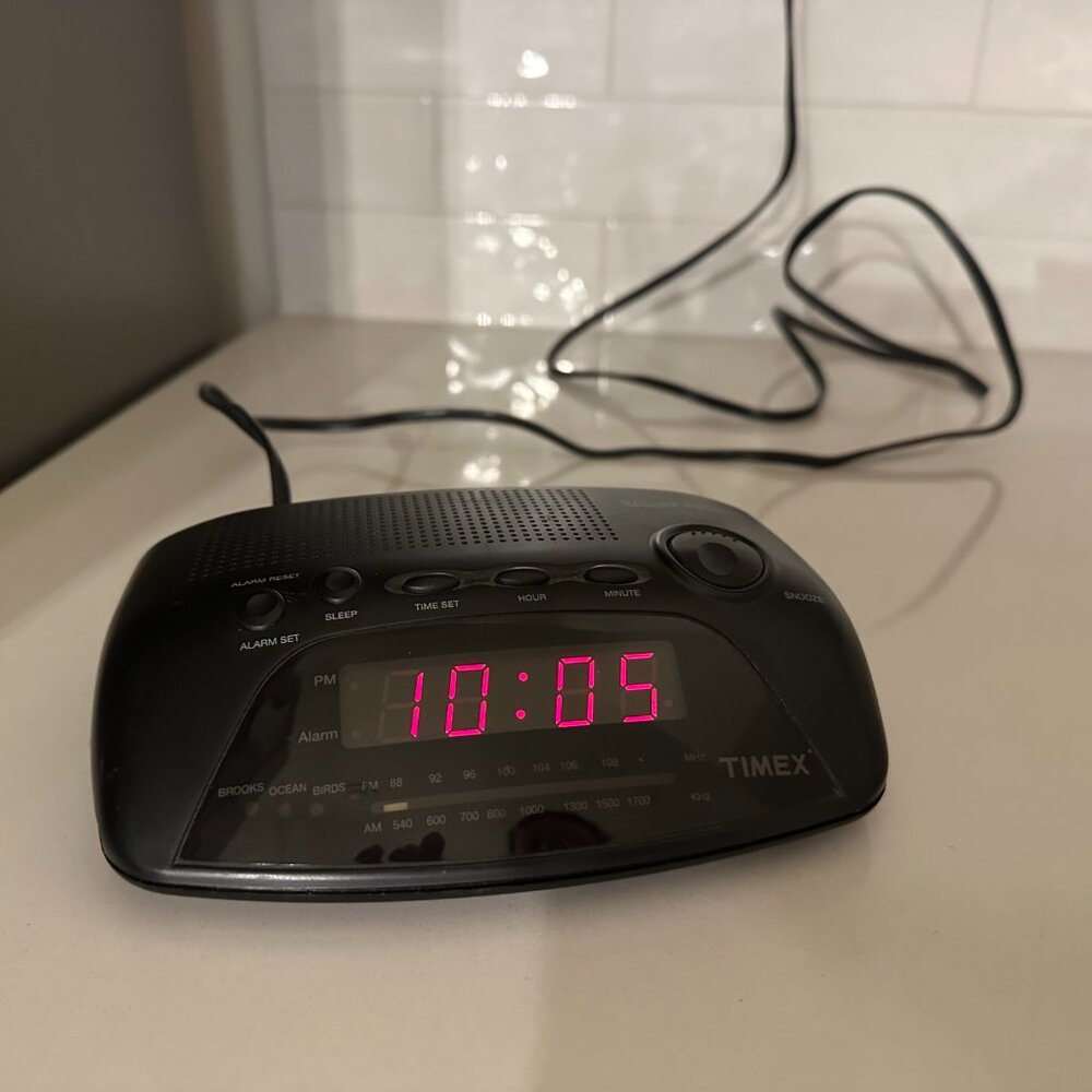 Vintage Timex Nature Sounds Alarm Clock Radio Black Digital Clock T234B